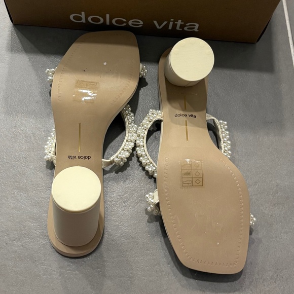 Dolce Vita Noel Heels Vanilla Pearls - Picture 11 of 12